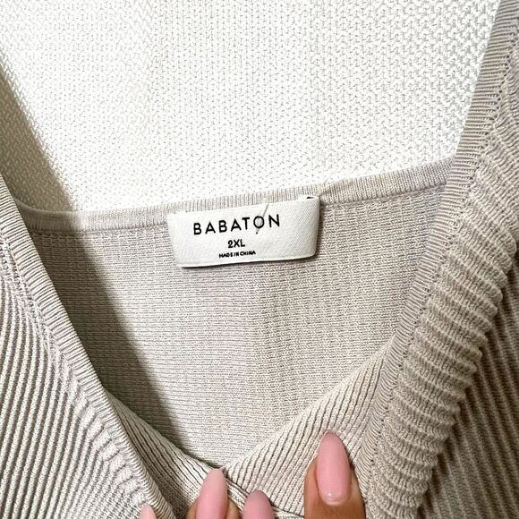 Aritzia Babaton Sculpt Knit Squareneck Cropped Tank 2X Matte Pearl Tan - Picture 4 of 12